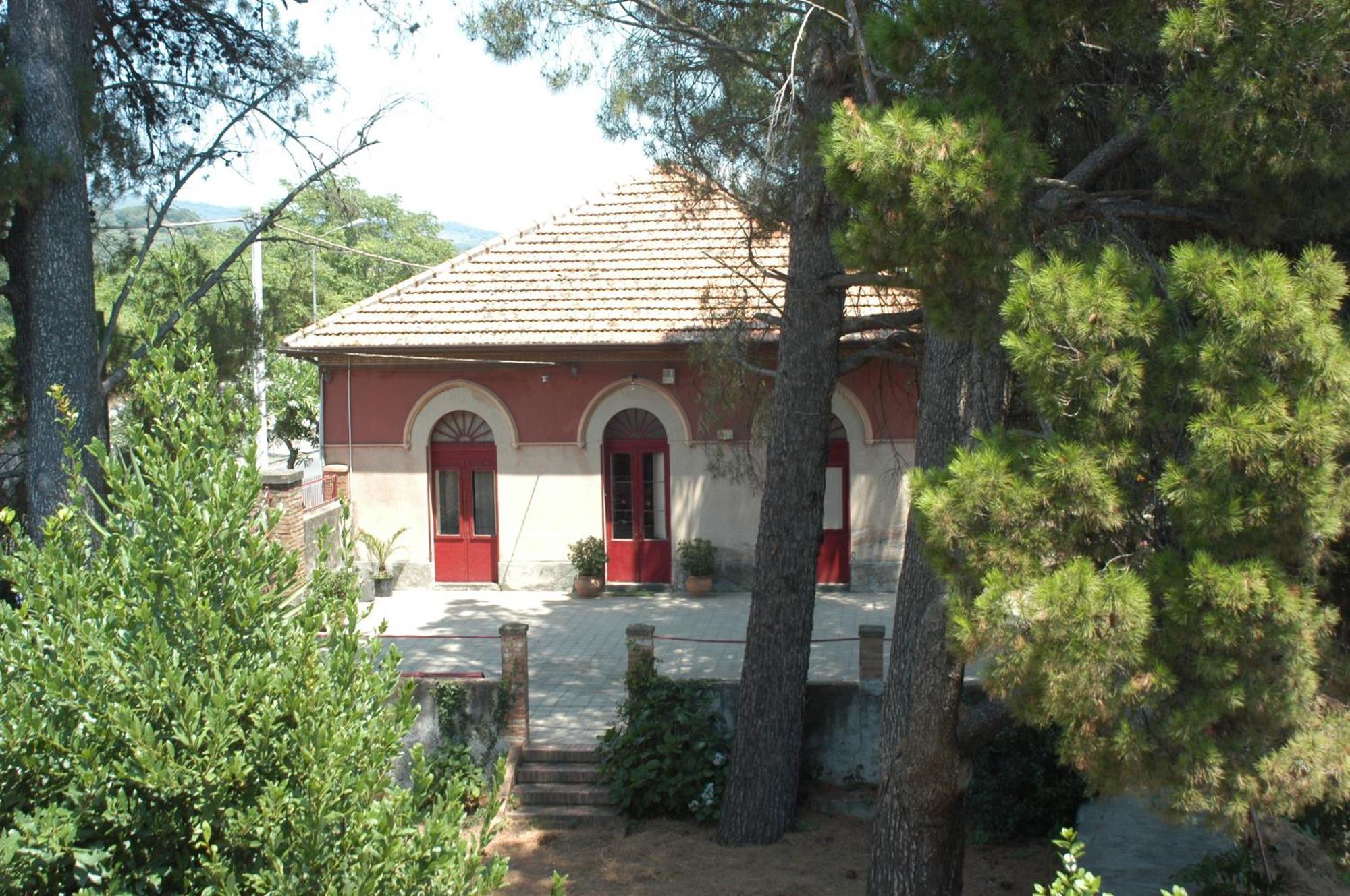 B&B Sotto I Pini Zafferana Etnea Εξωτερικό φωτογραφία